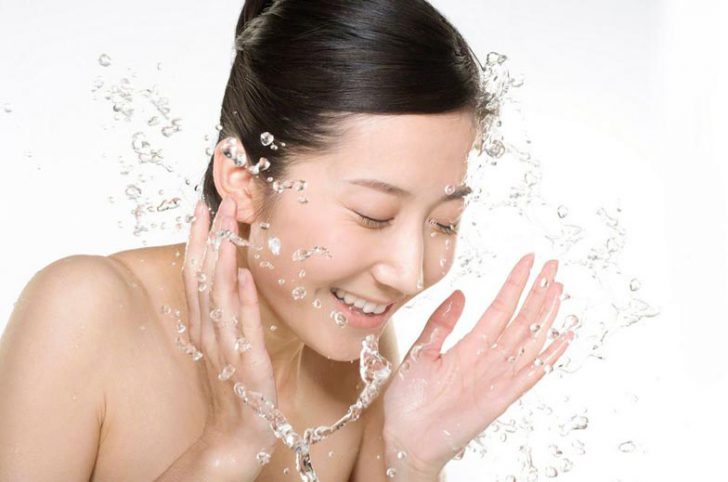 ニキビケアは正しい洗顔方法が重要！洗顔料は何を使ったらいい？